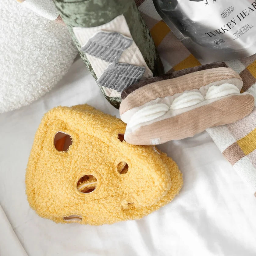 Schnüffelspielzeug Fromage