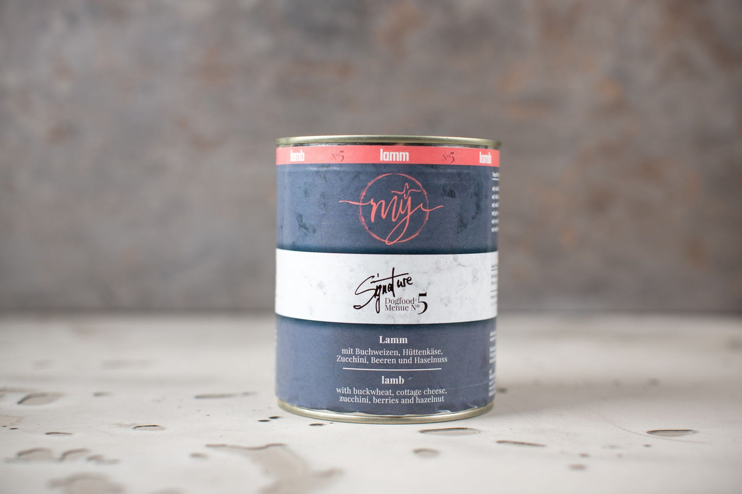 Nassfutter No5: Lamm. Buchweizen. Hüttenkäse. Beeren. Haselnuss