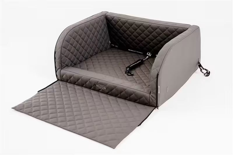 Excellent trunk bed - Italian in grey