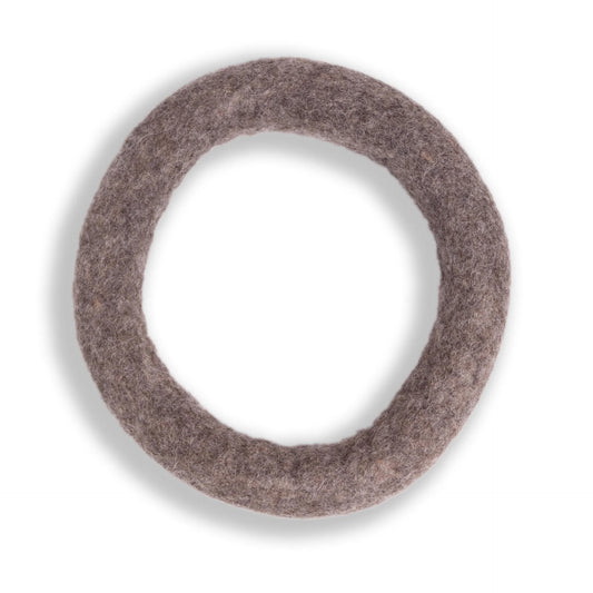 Ring aus Wollfilz in hellbraun